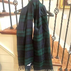 Johnstons 100% Lambswool Black and Green PlaidScarf